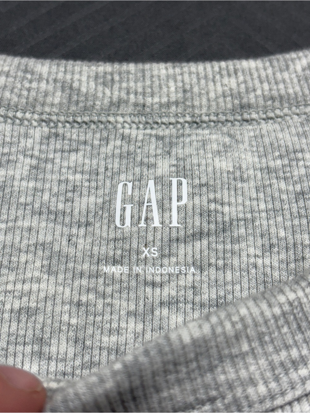 GAP Women’s Ribbed Short Sleeve Tee - Heather Gray Size XS - Picture 2 of 6